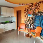 Simonetti Apartment *