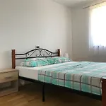 Simonetti Apartment *