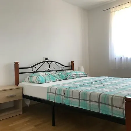 Simonetti Apartment *